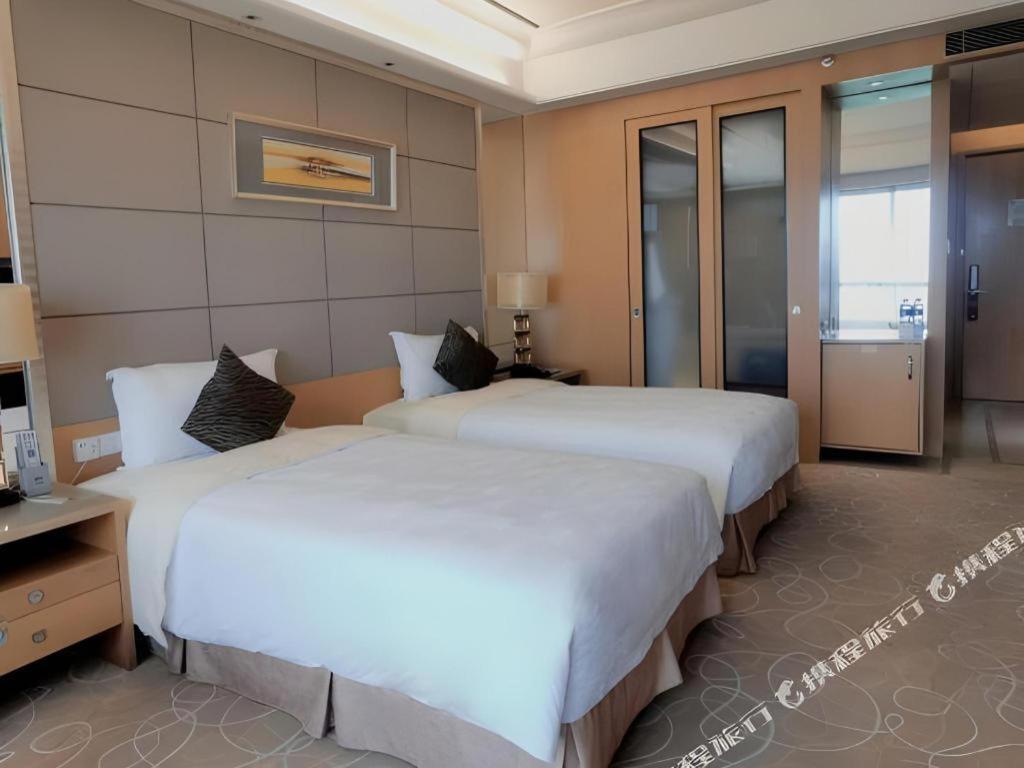 Wellton International Hotel Dongguan  Bagian luar foto