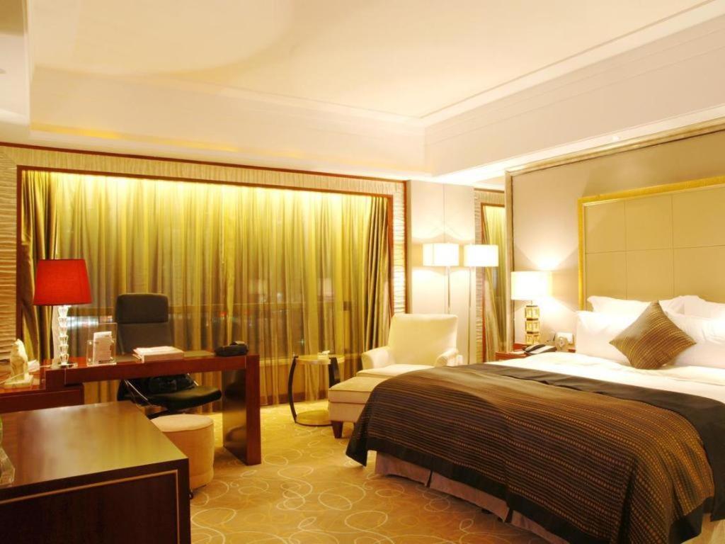 Wellton International Hotel Dongguan  Bagian luar foto