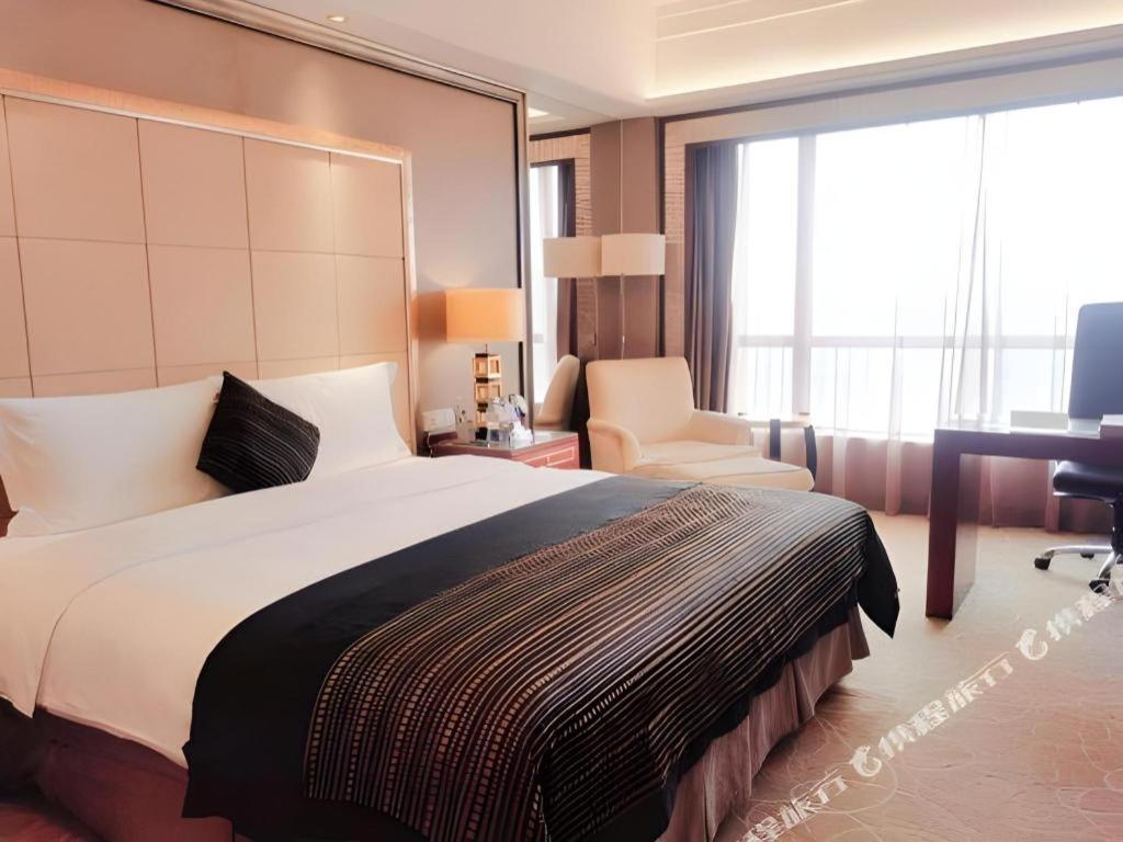 Wellton International Hotel Dongguan  Bagian luar foto