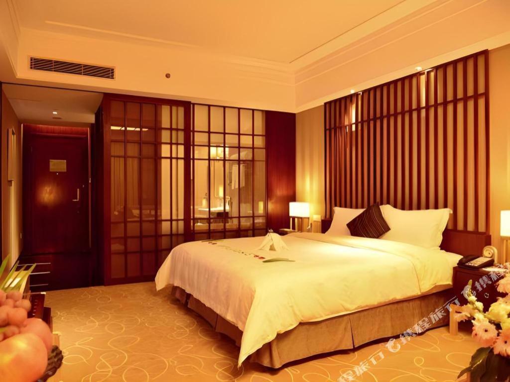 Wellton International Hotel Dongguan  Bagian luar foto