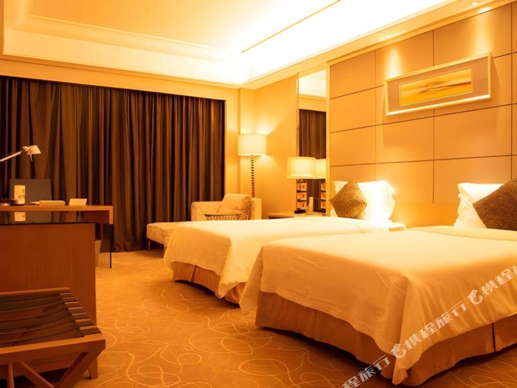 Wellton International Hotel Dongguan  Bagian luar foto
