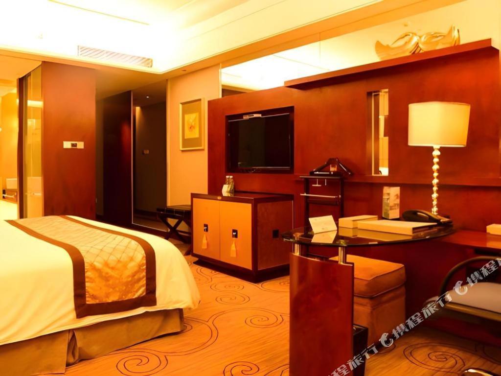 Wellton International Hotel Dongguan  Bagian luar foto