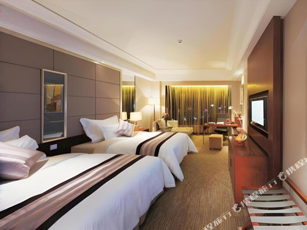 Wellton International Hotel Dongguan  Bagian luar foto